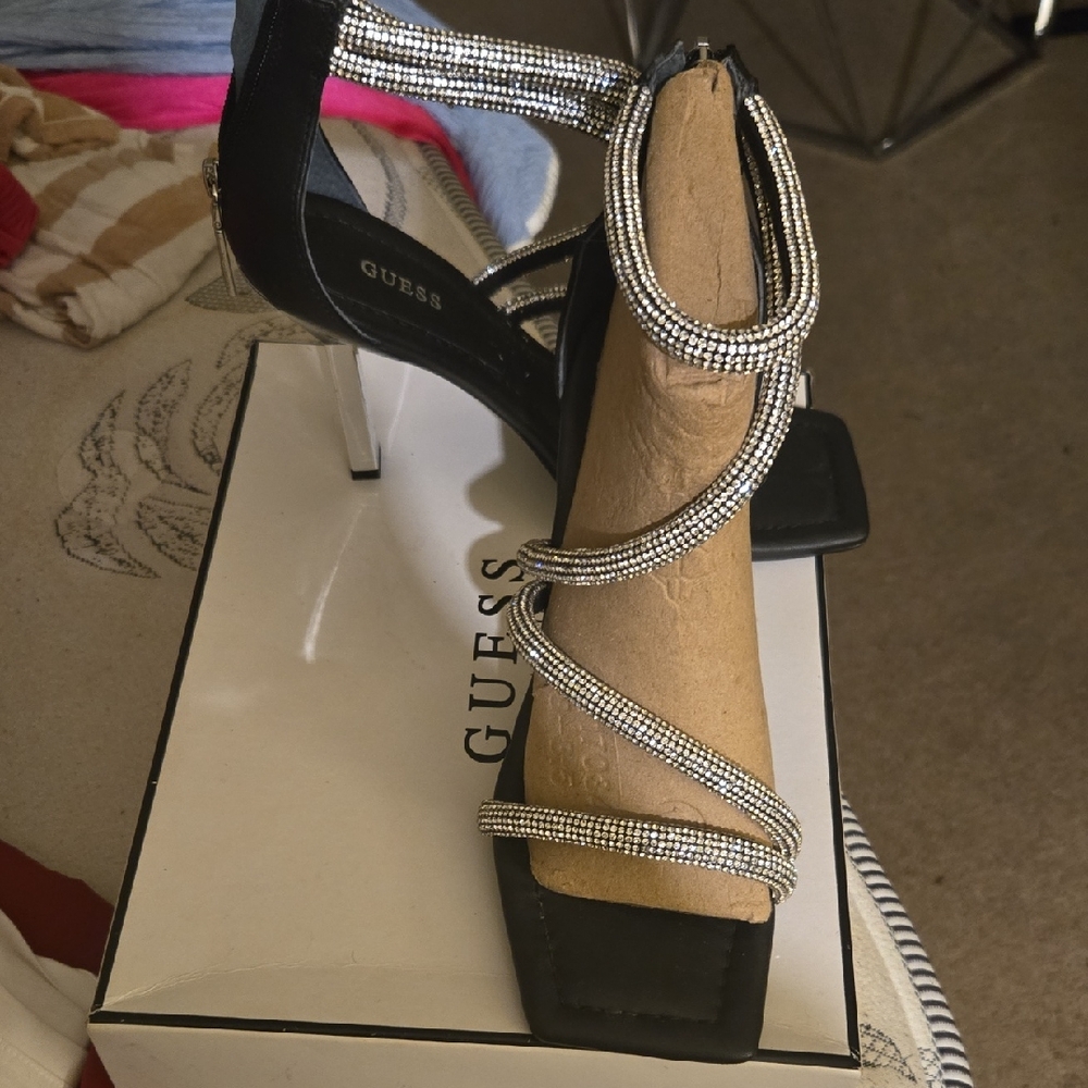 Guess Elegant Black and Silver Heels
